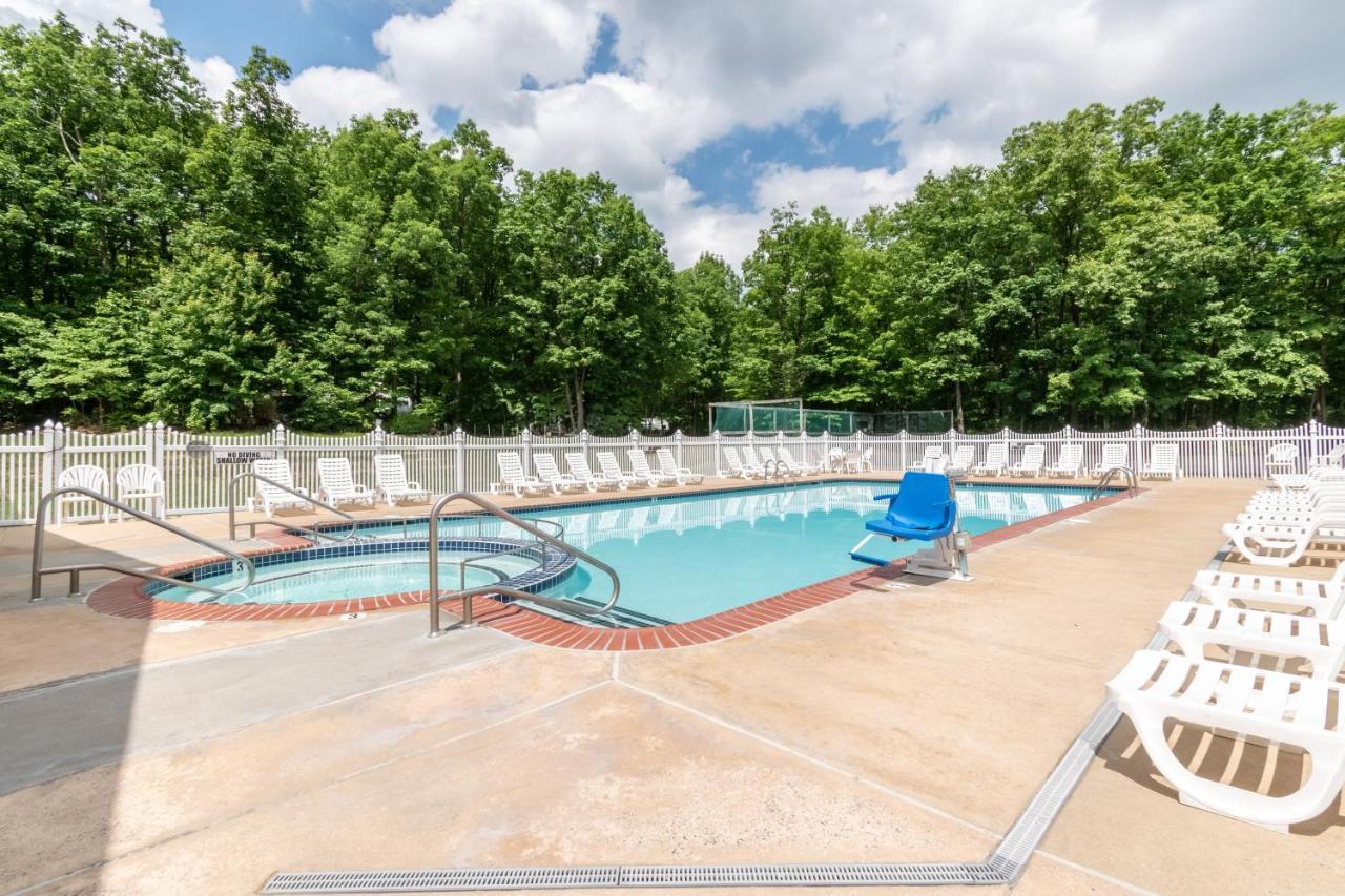 Spring Gulch Screened Park Model 6 Mount Airy Exterior photo